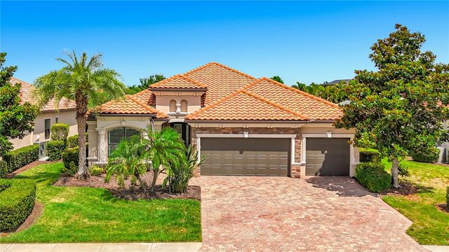 5518 FOXFIRE RUN, Bradenton, FL 34211