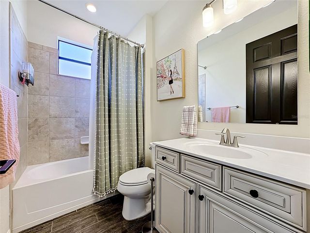 5518 FOXFIRE RUN, Bradenton, FL 34211