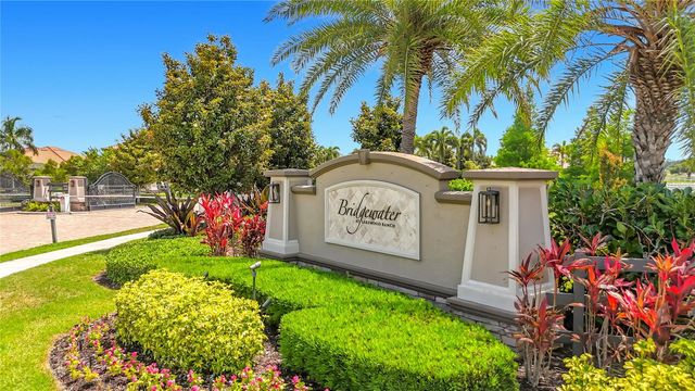 5518 FOXFIRE RUN, Bradenton, FL 34211