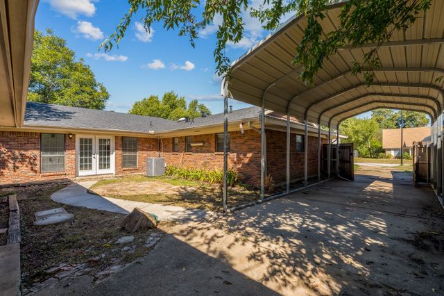 4629 Fawn Drive, Fort Worth, TX 76132