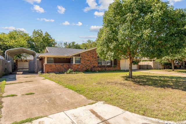 4629 Fawn Drive, Fort Worth, TX 76132