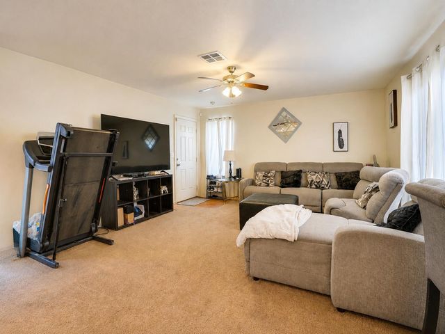 8888 Fox Creek Dr, Stockton, CA 95210