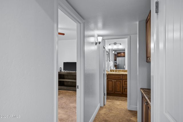 7118 E BUENA TERRA Way, Paradise Valley, AZ 85253