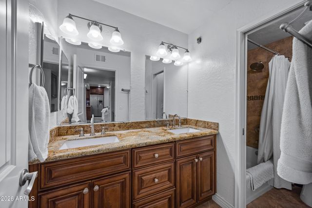 7118 E BUENA TERRA Way, Paradise Valley, AZ 85253