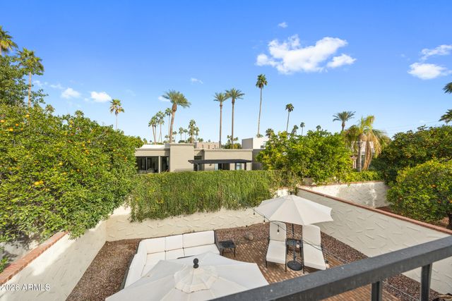 7118 E BUENA TERRA Way, Paradise Valley, AZ 85253