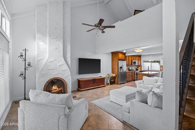 7118 E BUENA TERRA Way, Paradise Valley, AZ 85253