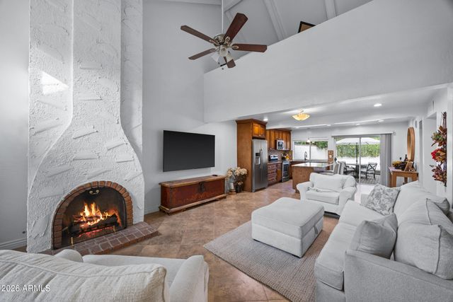 7118 E BUENA TERRA Way, Paradise Valley, AZ 85253