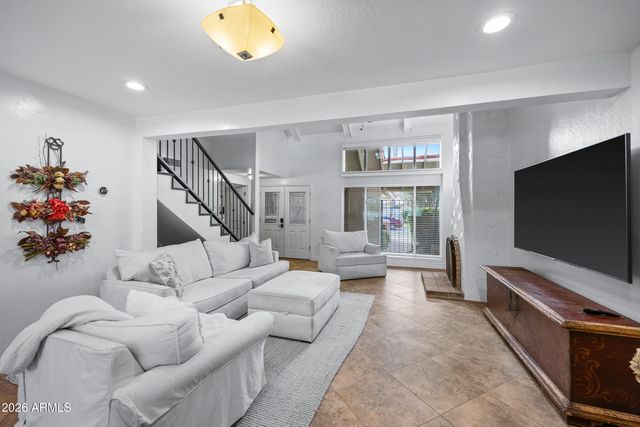 7118 E BUENA TERRA Way, Paradise Valley, AZ 85253