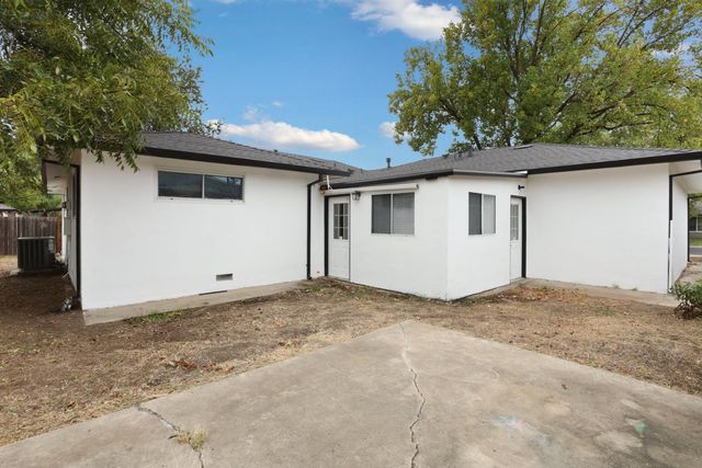 648 Daisy Ave, Lodi, CA 95240