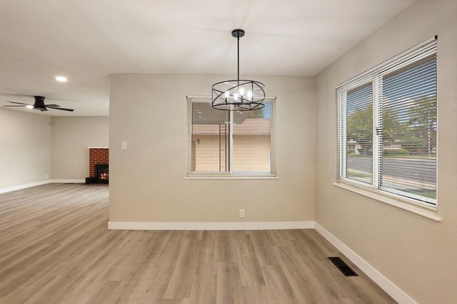 648 Daisy Ave, Lodi, CA 95240