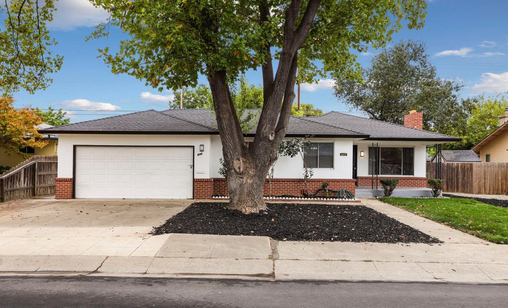 648 Daisy Ave, Lodi, CA 95240