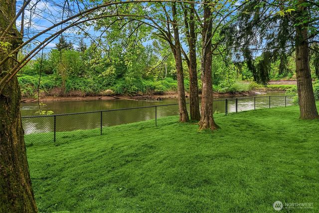 13041 56th Avenue S, Tukwila, WA 98178