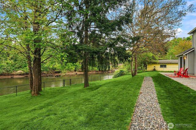 13041 56th Avenue S, Tukwila, WA 98178