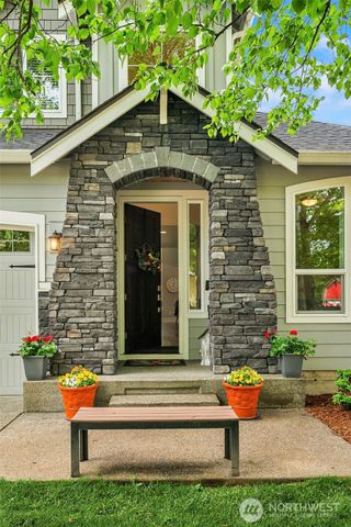 13041 56th Avenue S, Tukwila, WA 98178