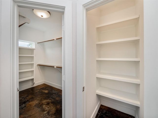 93 Primrose LN, Marble Falls, TX 78654