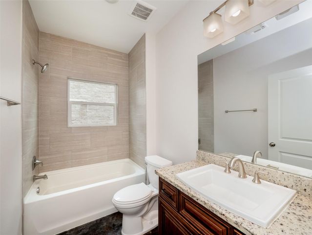 93 Primrose LN, Marble Falls, TX 78654