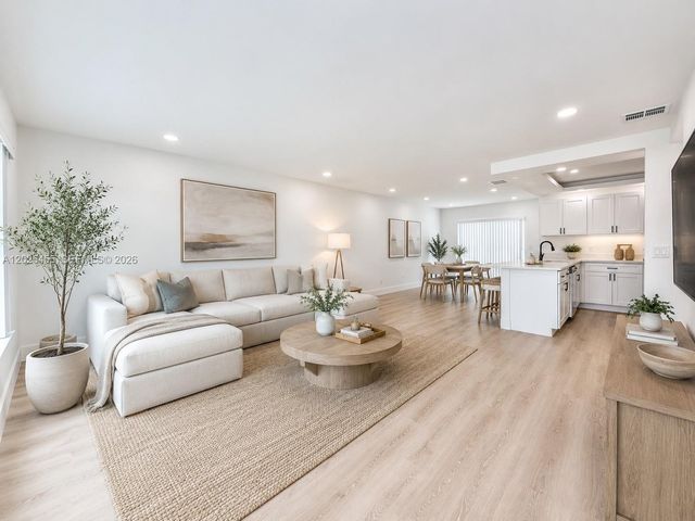 10209 SW 20th Terrace, Miami, FL 33165