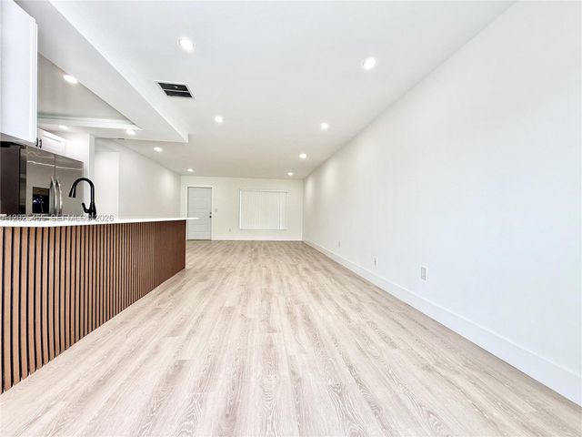 10209 SW 20th Terrace, Miami, FL 33165