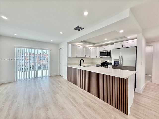 10209 SW 20th Terrace, Miami, FL 33165