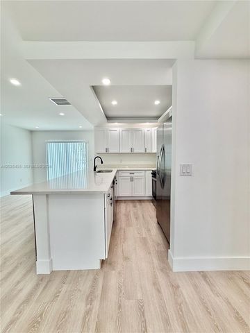 10209 SW 20th Terrace, Miami, FL 33165
