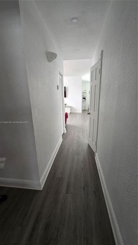 8261 SW 34th Ter 1, Miami, FL 33155