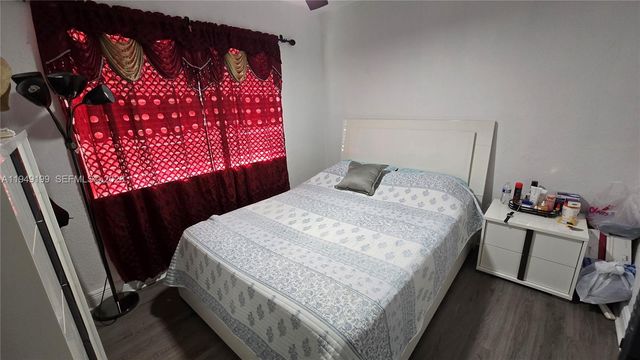 8261 SW 34th Ter 1, Miami, FL 33155