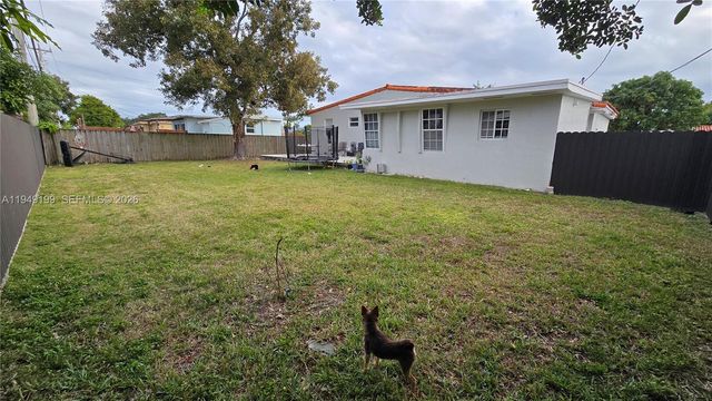 8261 SW 34th Ter 1, Miami, FL 33155