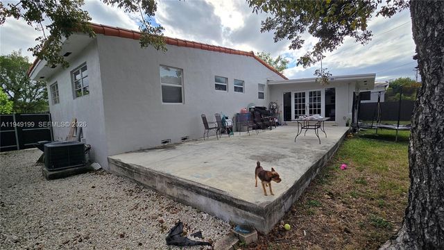 8261 SW 34th Ter 1, Miami, FL 33155