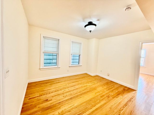 724 Cambridge St 2, Cambridge, MA 02141