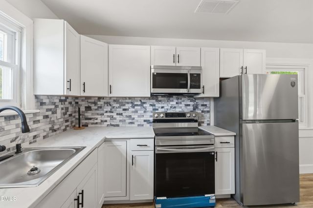 605 Sunnyside Lane W, Wilson, NC 27893