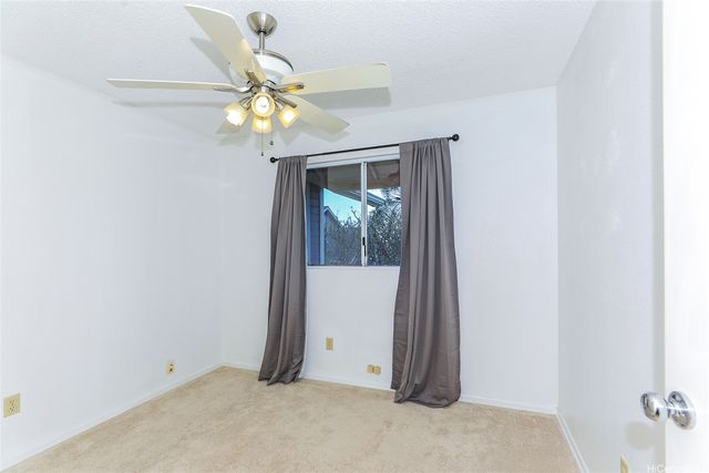 94-529 Lumiaina Street D204, Waipahu, HI 96797