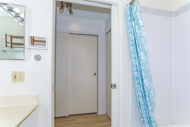 94-529 Lumiaina Street D204, Waipahu, HI 96797