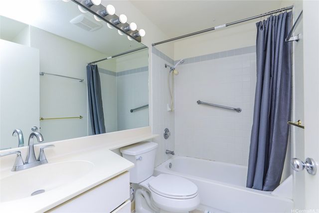 94-529 Lumiaina Street D204, Waipahu, HI 96797