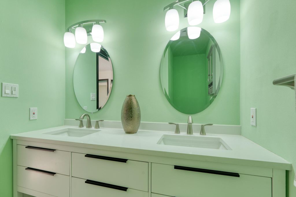 Image 18 of property listing at 508 LAS MARIAS Drive SE, Rio Rancho, NM 87124