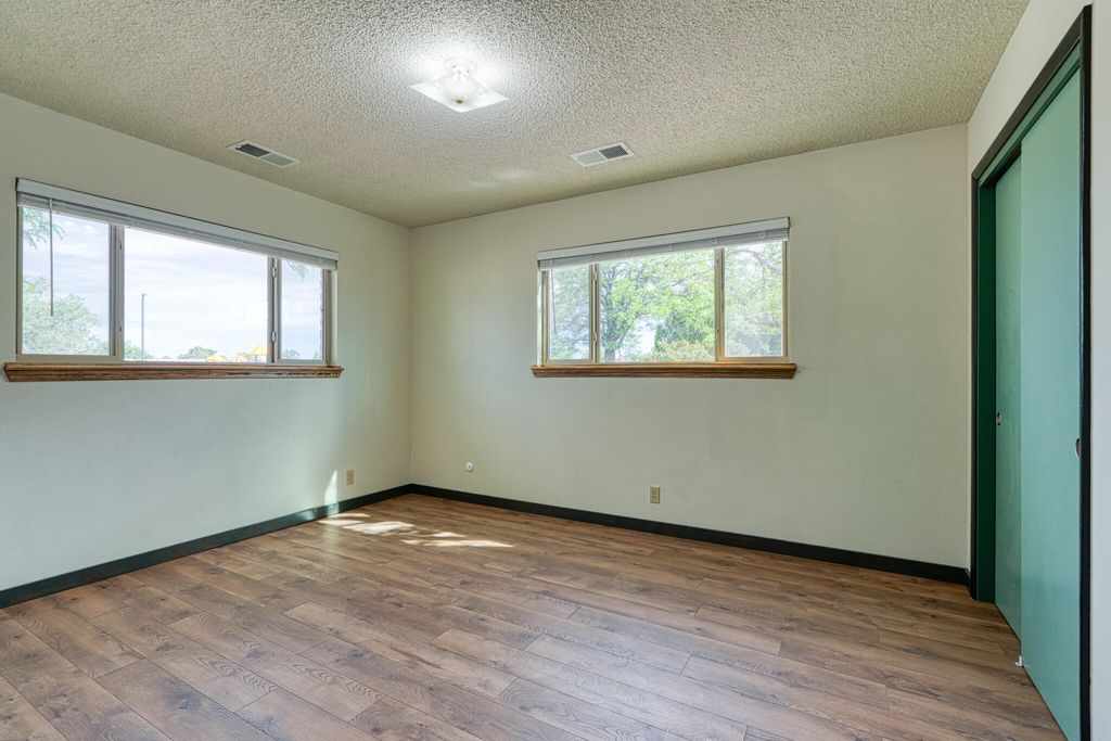 Image 22 of property listing at 508 LAS MARIAS Drive SE, Rio Rancho, NM 87124