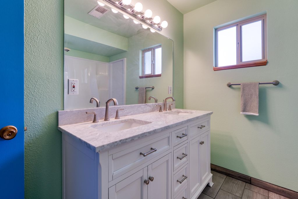 Image 24 of property listing at 508 LAS MARIAS Drive SE, Rio Rancho, NM 87124