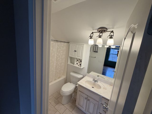 2889 Highway 230, W, Nunnelly, TN 37137