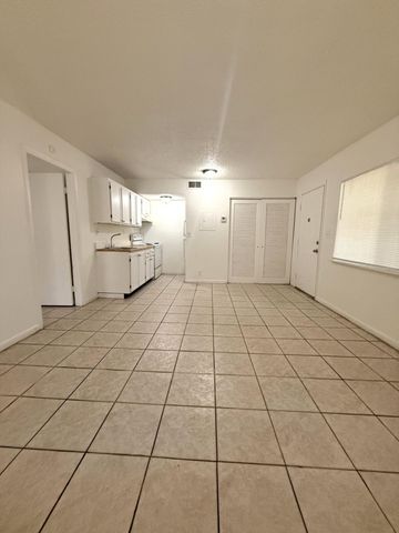 4281 NW 19TH Street 5, Lauderhill, FL 33313