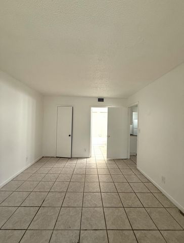 4281 NW 19TH Street 5, Lauderhill, FL 33313