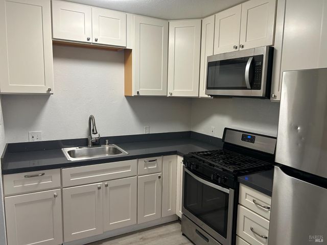 1335 Jack London Dr, Vallejo, CA 94589