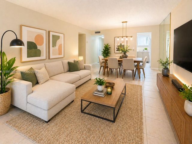 6361 N Falls Cir Dr 106, Lauderhill, FL 33319