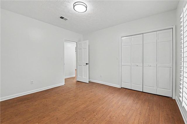 9011 Par Drive, Douglasville, GA 30134