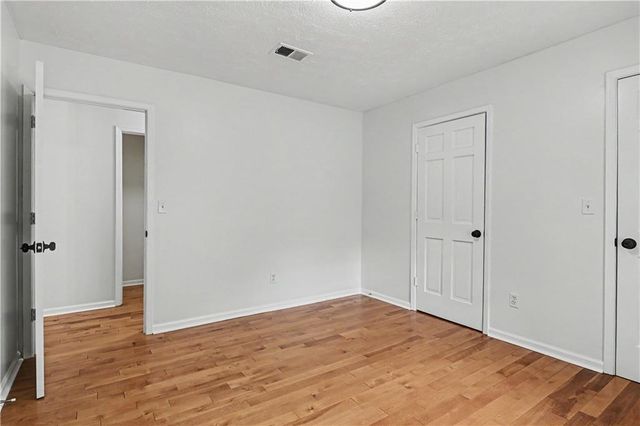 9011 Par Drive, Douglasville, GA 30134