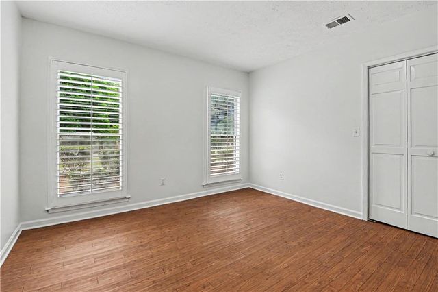 9011 Par Drive, Douglasville, GA 30134