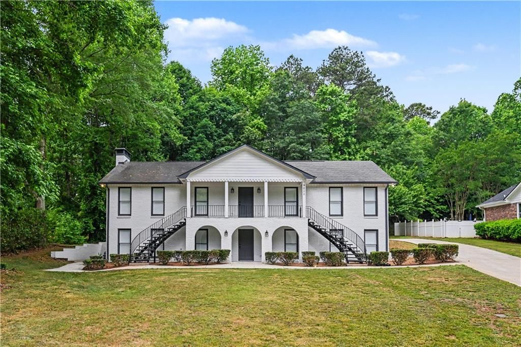 9011 Par Drive, Douglasville, GA 30134