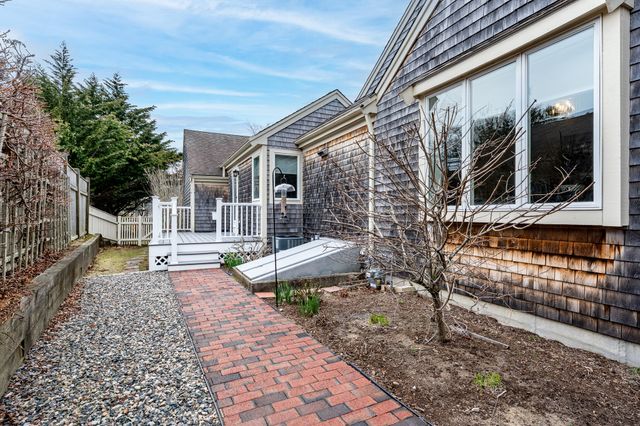 8 Forest Gate UNIT 8, Yarmouth Port, MA 02675