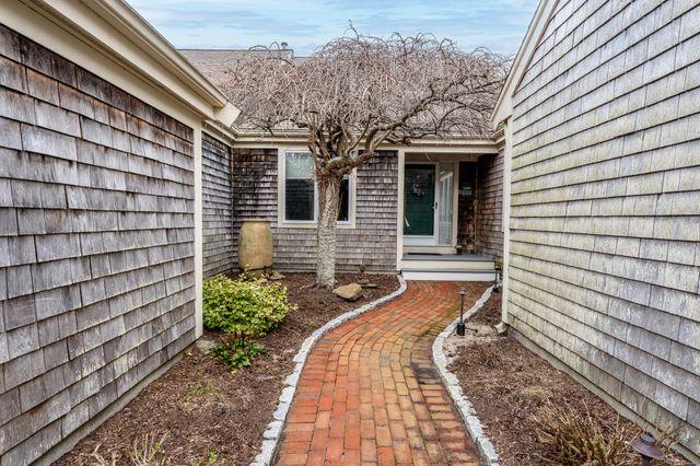 8 Forest Gate UNIT 8, Yarmouth Port, MA 02675