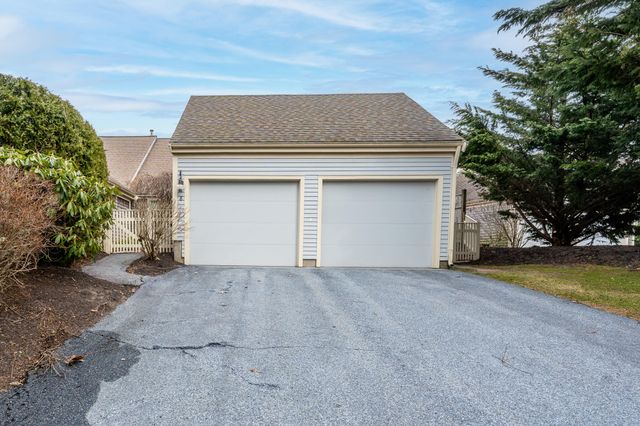 8 Forest Gate UNIT 8, Yarmouth Port, MA 02675