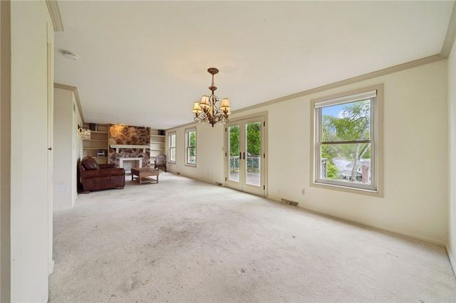 521 Monticello Dr, Delmont, PA 15626