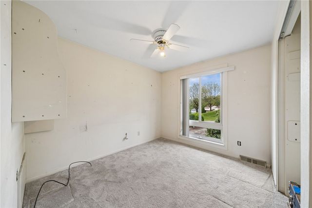 521 Monticello Dr, Delmont, PA 15626